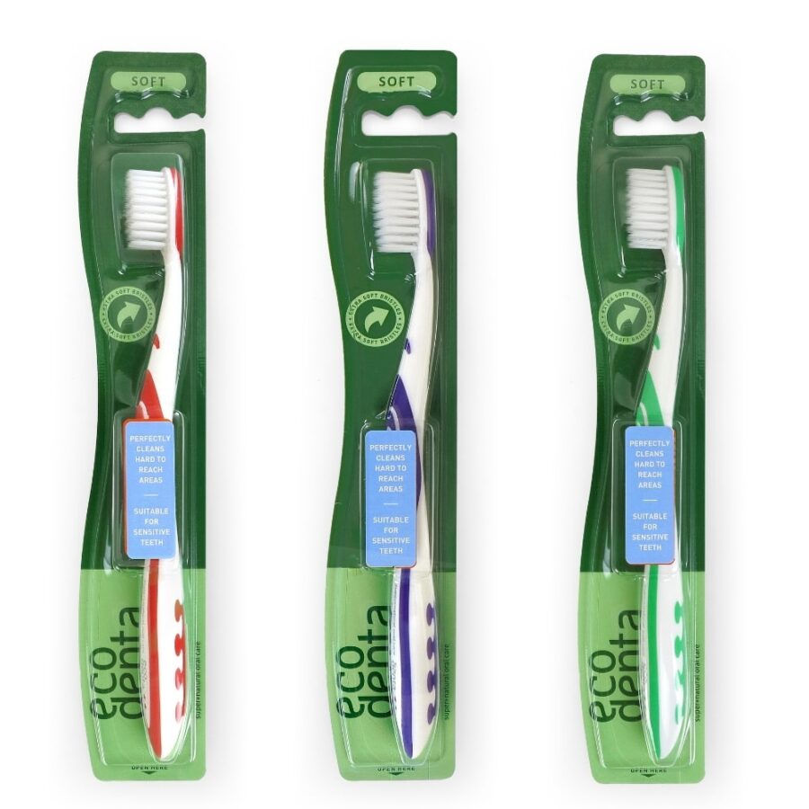 Toothbrush with ultras oft bristles